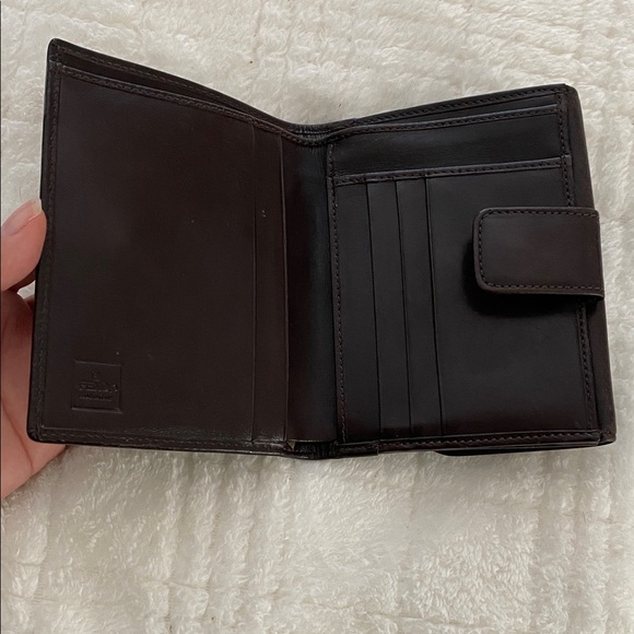 Fendi Designer Wallet - Picture 10 of 13